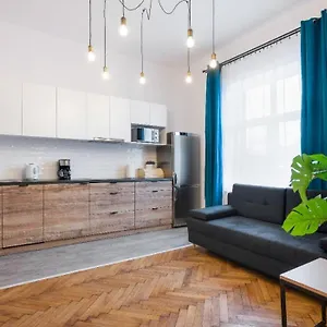  Appartamento Fancy With Lift And A/c Polonia
